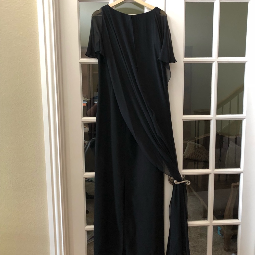 Beautiful Teri Jon Formal Cape Dress - Picture 5 of 7